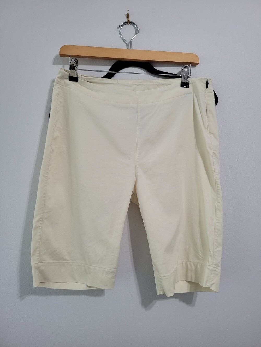 51. Kit & Ace shorts